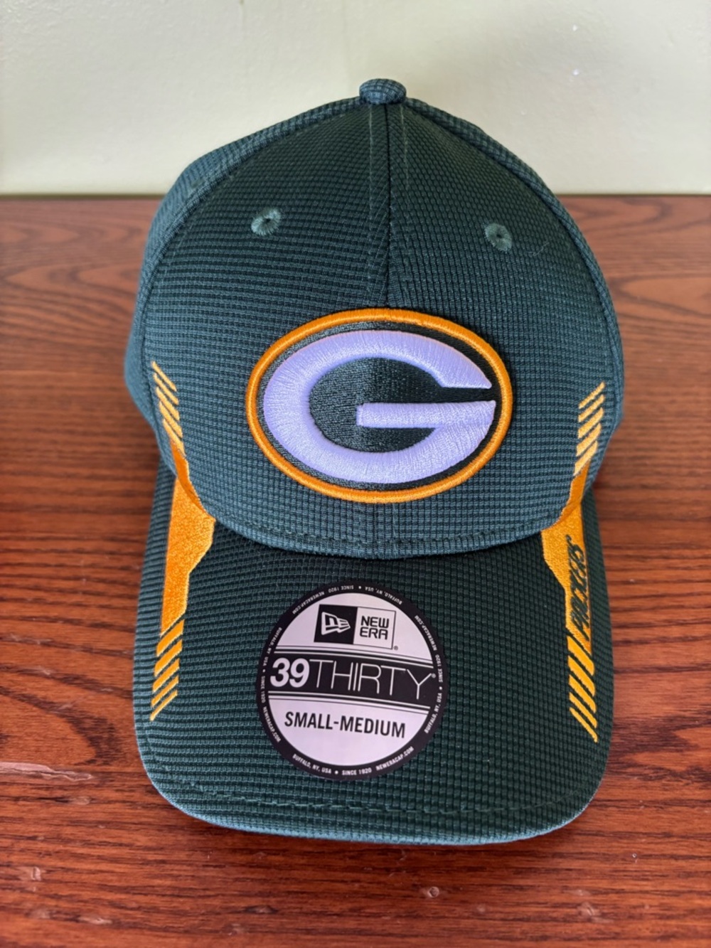 New Era Green and Gold Stretch-Fit NFL Cap